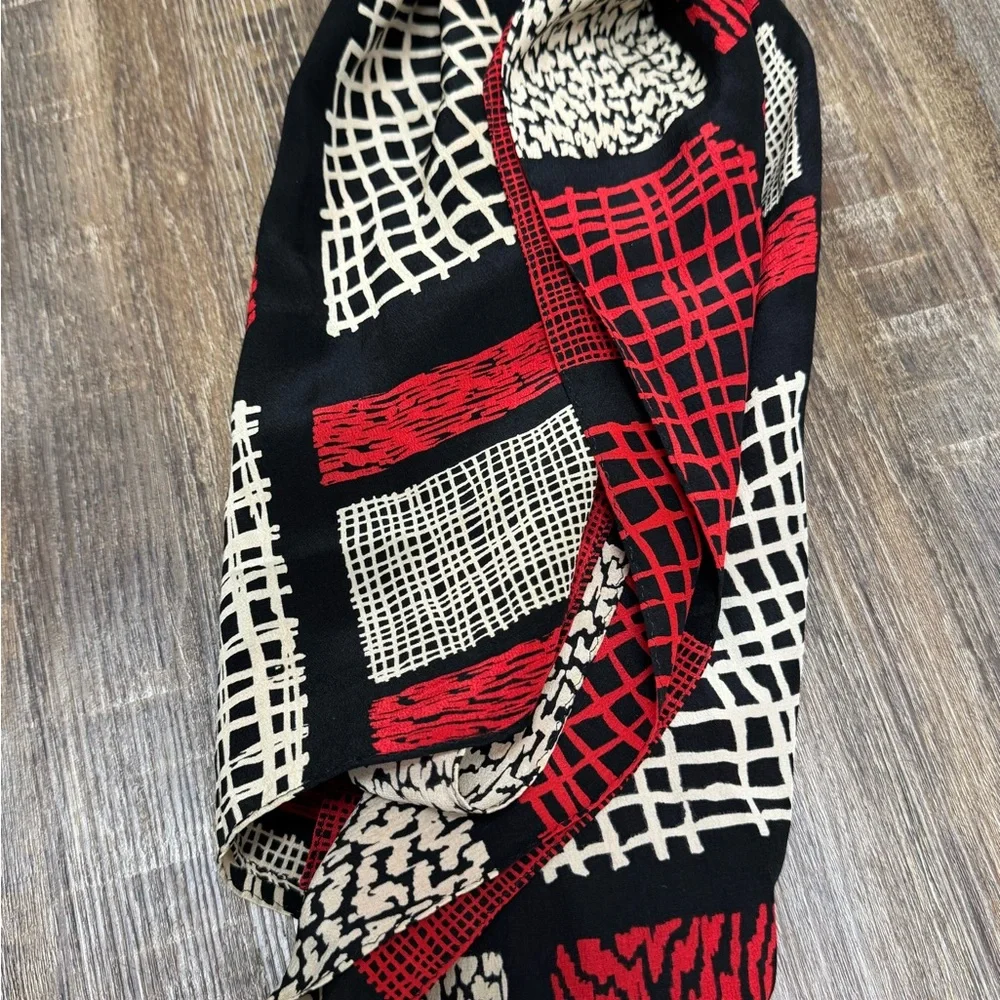 Essential Classics Red Black Tan Silk Patterned Women's‎ Scarf Stylish Lightwt